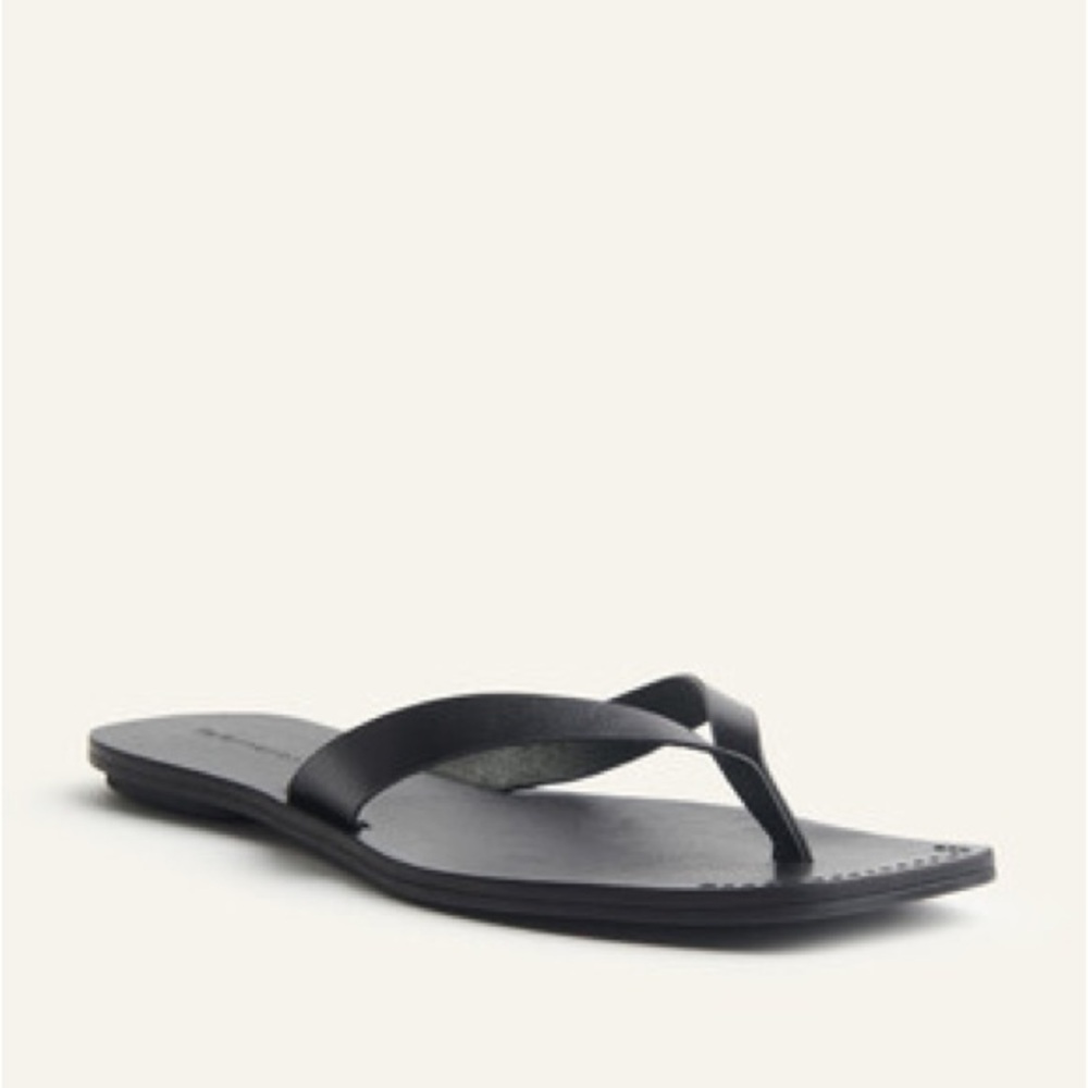 Reformation Naomi Flat Thong Sandal in Black